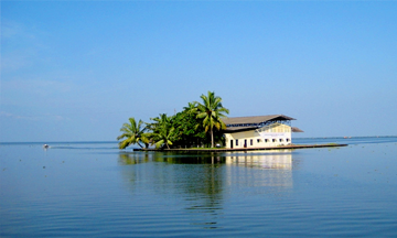 1 bedroom Alleppey houseboat price